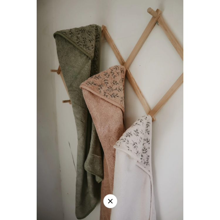 Drap de bain bébé avec capuche brodée