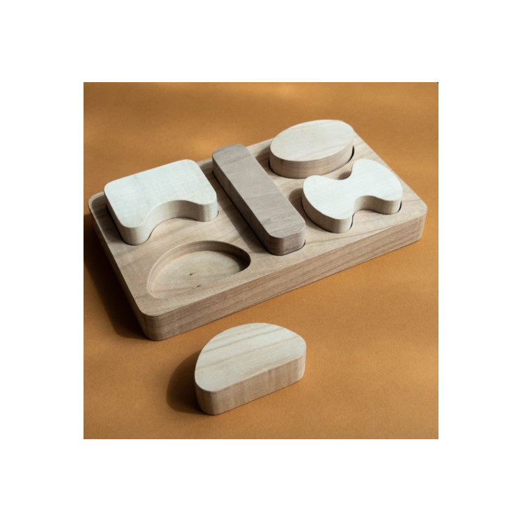 Formes à encastrer en bois naturel