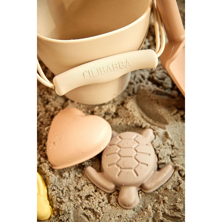 Set seau et jeux de plage en silicone