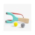 Catapulte en bois et 2 boules pompons