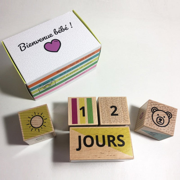Coffret cubes de naissance en bois