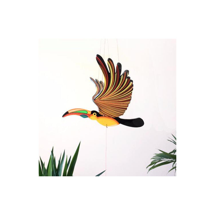 Mobile en bois fait main - Toucan