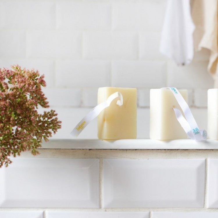 Savon 0-3 ans dans son emballage papier